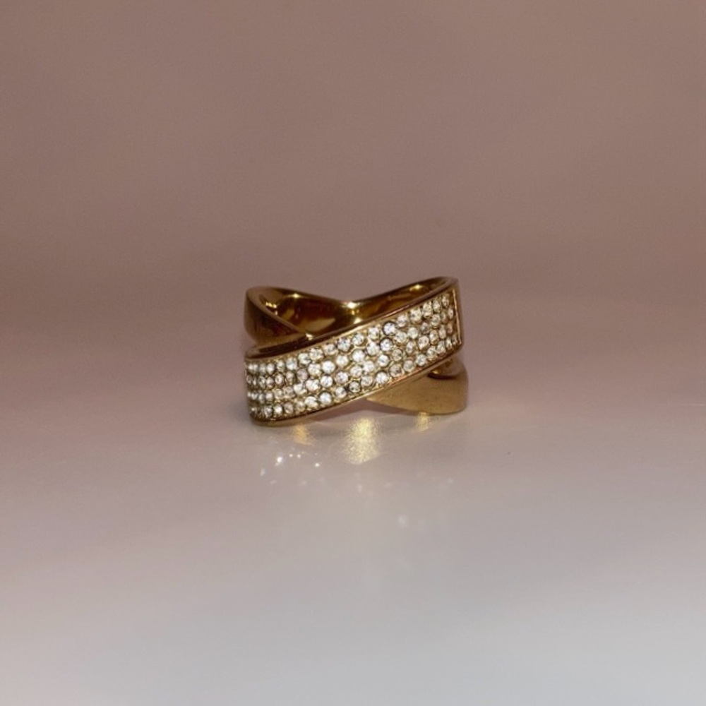 SOLID Michael Kors cross style pave gold tone CZ chunky stylish ring, size 8
